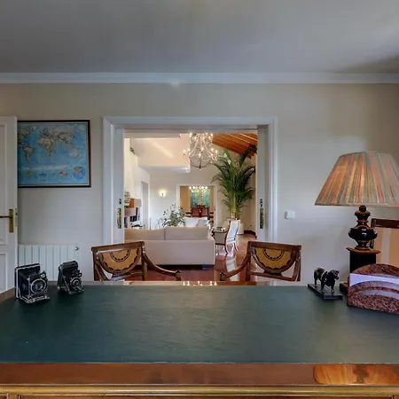 Villa In Great Location *